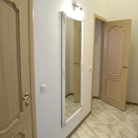 New Spacious Central Apartment 利沃夫 外观 照片